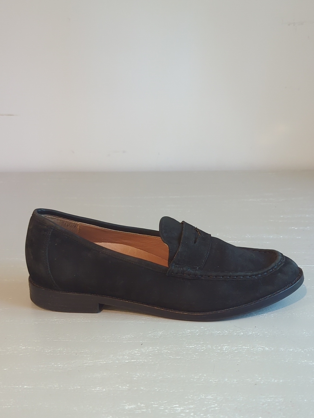 Vionic Waverly Loafers Black Suede size 9